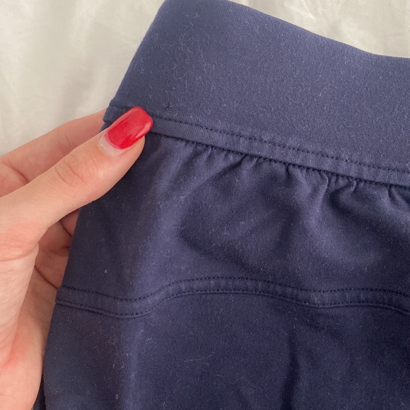 Lululemon Pants, Size 2 - Picture 5 of 5